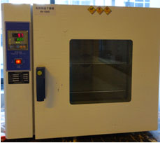 电热恒温干燥箱